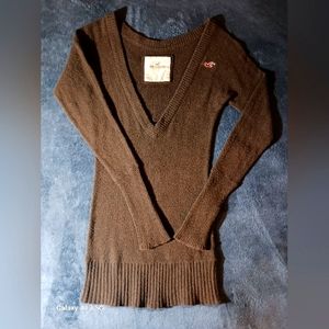 Hollister California 1922 Pacific Merchants Low Cut Sweater